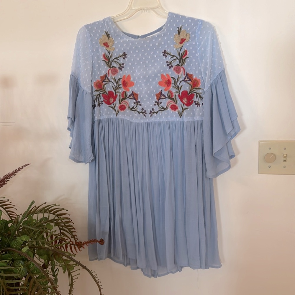 Adorable Flared Sleeve Dress